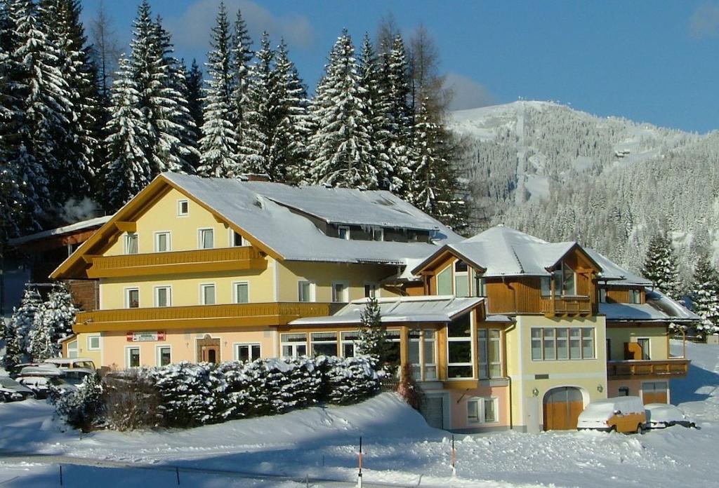 Hotel Gasthof Buchbauer Bad Sankt Leonhard im Lavanttal Ngoại thất bức ảnh