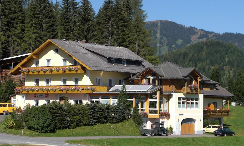 Hotel Gasthof Buchbauer Bad Sankt Leonhard im Lavanttal Ngoại thất bức ảnh