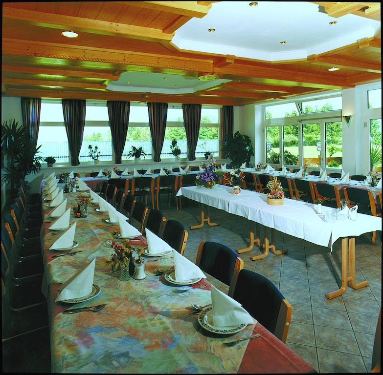 Hotel Gasthof Buchbauer Bad Sankt Leonhard im Lavanttal Ngoại thất bức ảnh