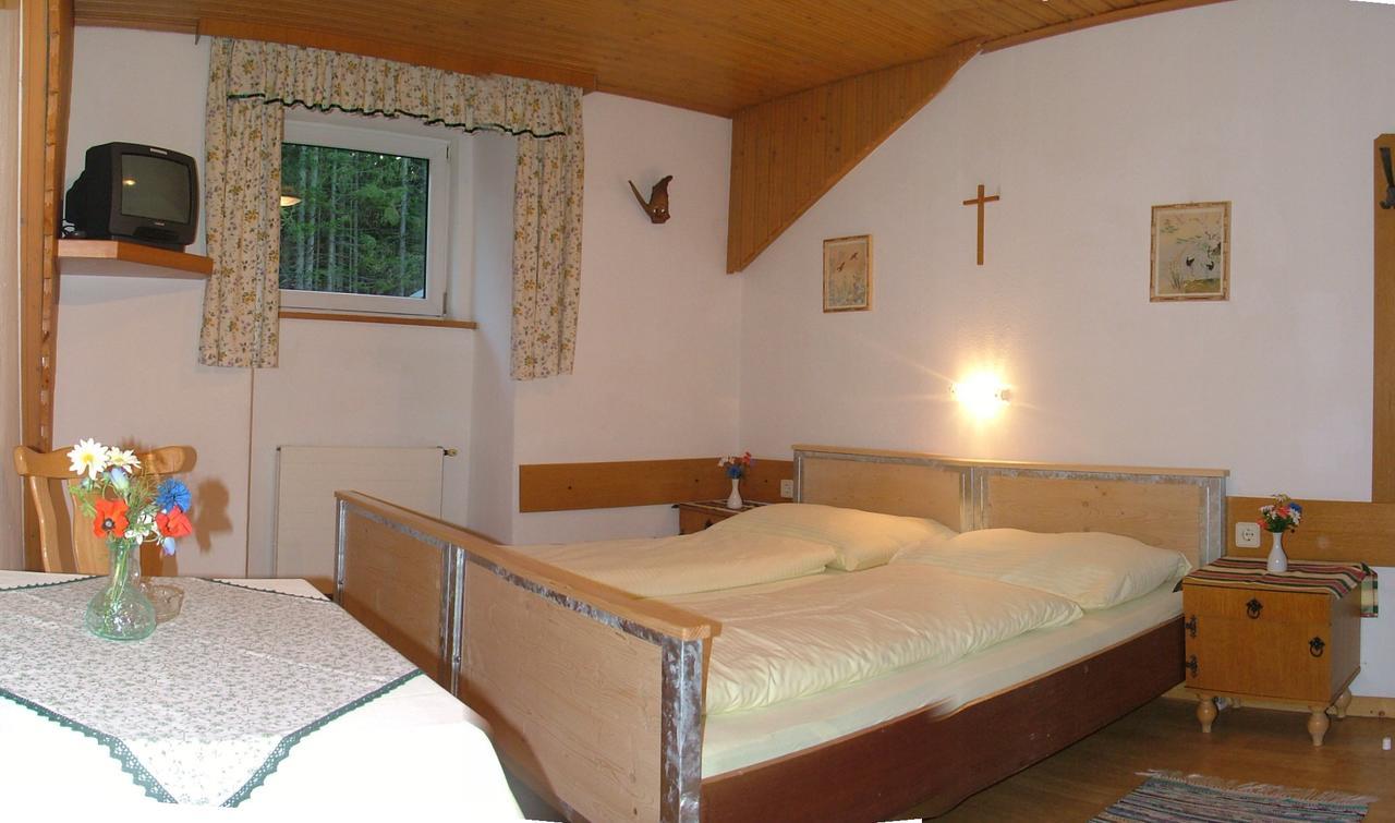 Hotel Gasthof Buchbauer Bad Sankt Leonhard im Lavanttal Ngoại thất bức ảnh